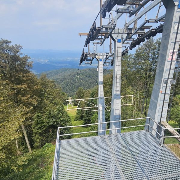 0-02-05-8ce68f7ee9cf6a230bcdf84f7558d91c594c89a0d62952c0c58a16fb8f68c42b_297a62ed41acce62